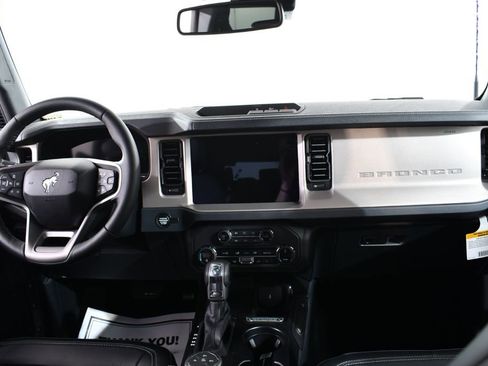 New 2025 Ford Bronco Outer Banks AWD/4WD image 7
