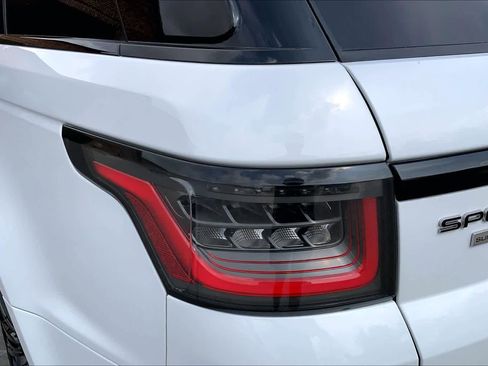 Used 2019 Land Rover Range Rover Sport Supercharged image 29