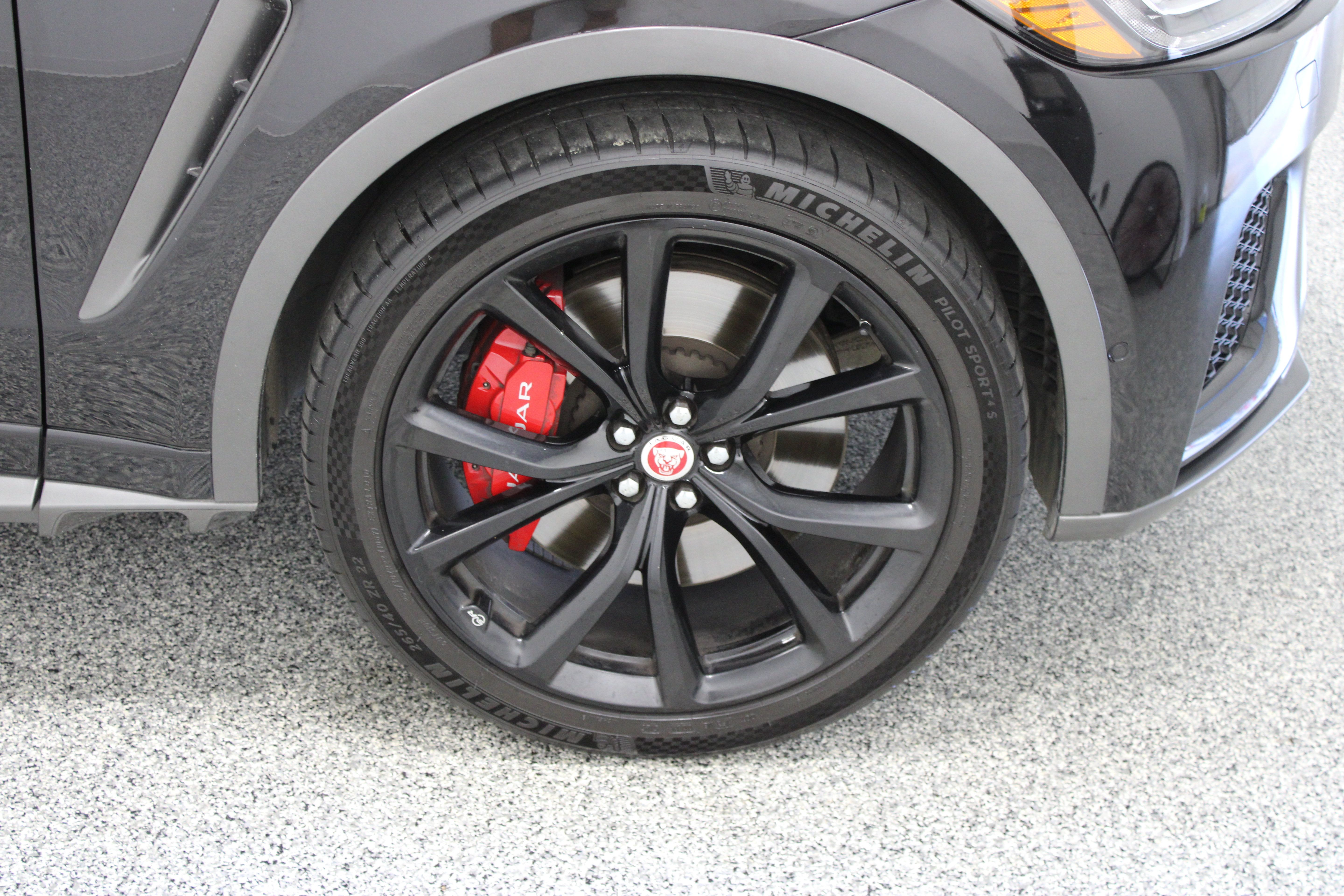Used 2020 Jaguar F-PACE SVR AWD/4WD image 5