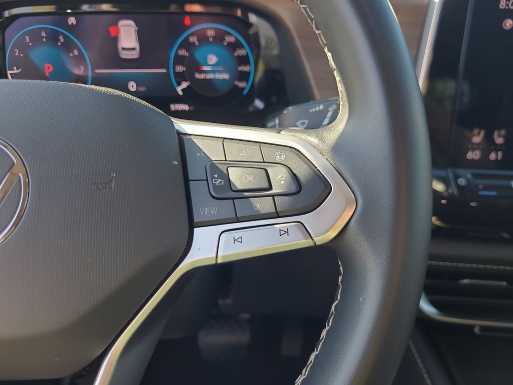 Used 2024 Volkswagen Atlas SE FWD image 30