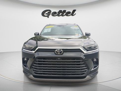Used 2024 Toyota Grand Highlander AWD image 2