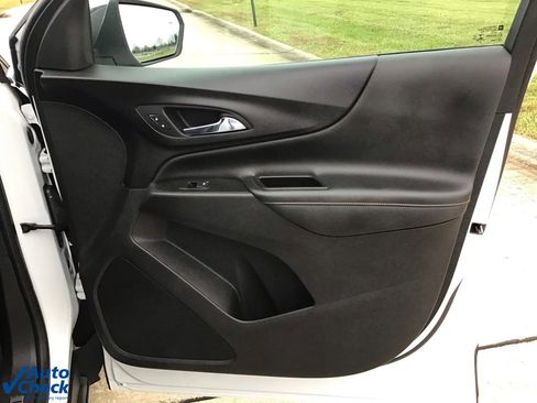 Used 2021 Chevrolet Equinox Premier w/ LPO, Floor Liner Package image 19