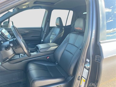 Used 2025 Honda Ridgeline TrailSport image 22