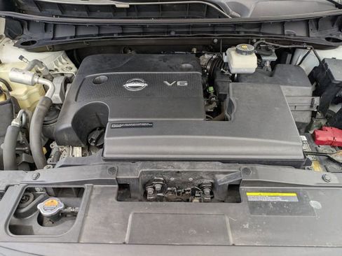 Used 2018 Nissan Murano SV image 12