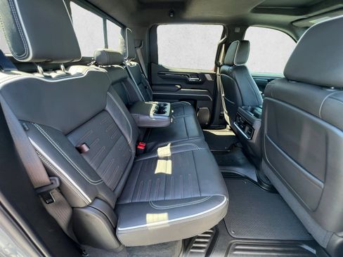 Used 2025 GMC Sierra 1500 AT4X AWD/4WD image 25