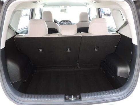 Used 2021 Kia Soul LX image 20