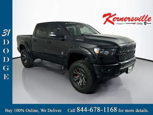 Used 2022 RAM 1500 Big Horn AWD/4WD image 1