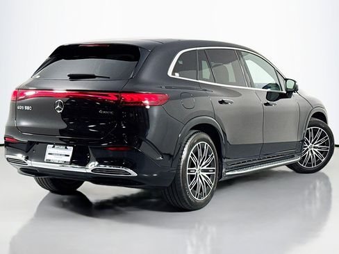 Used 2023 Mercedes-Benz EQS 580 4MATIC SUV image 12