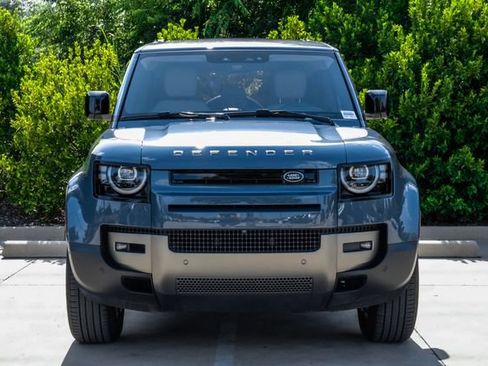 Used 2026 Land Rover Defender 110 S AWD/4WD image 3