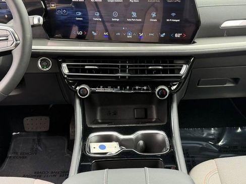 New 2026 Chevrolet Traverse LT w/ Enhanced Driving Package AWD/4WD image 11