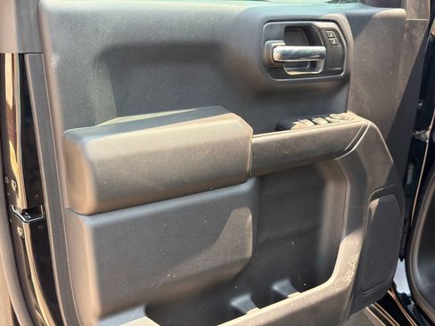 Used 2025 Chevrolet Silverado 1500 Custom Trail Boss w/ Turbomax Blackout Package AWD/4WD image 30