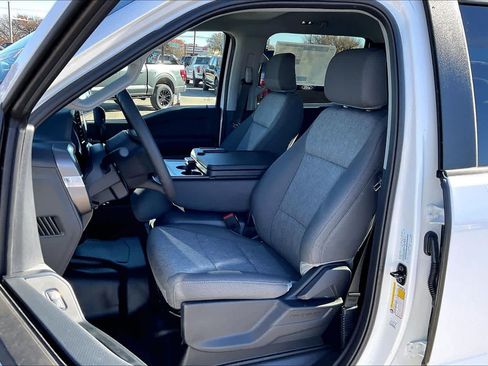 New 2025 Ford F150 XL w/ Equipment Group 103A High image 9