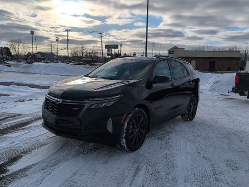 Certified 2023 Chevrolet Equinox RS image 3