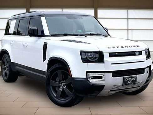 Used 2020 Land Rover Defender 110 HSE AWD/4WD image 11