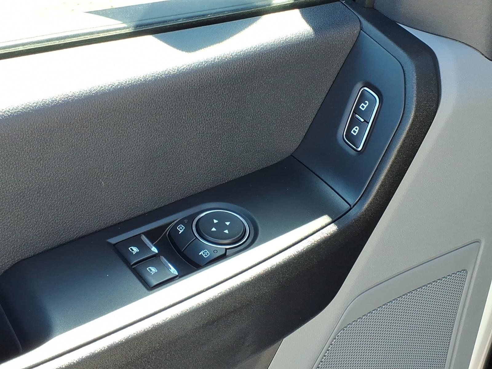 Used 2024 Ford F250 XL RWD image 15