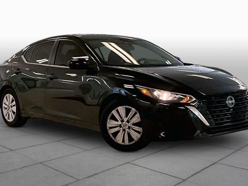 Used 2024 Nissan Sentra S FWD image 2