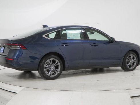 Used 2023 Honda Accord EX image 12