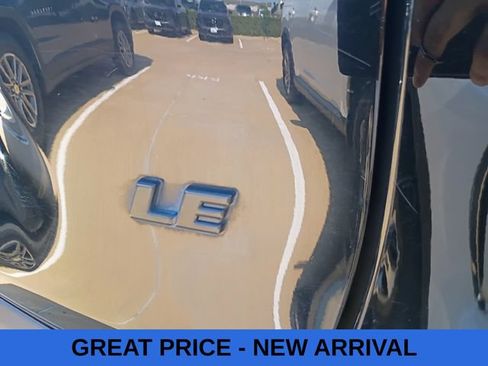 Used 2022 Toyota RAV4 LE FWD image 9