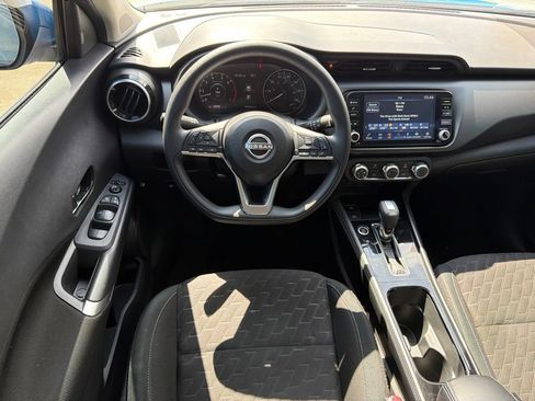 Used 2024 Nissan Kicks SV w/ Interior Electronics Package FWD image 21