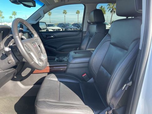 Used 2016 GMC Yukon SLT image 8