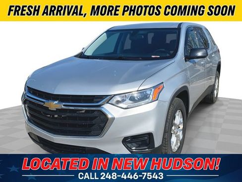 Used 2020 Chevrolet Traverse LS image 1