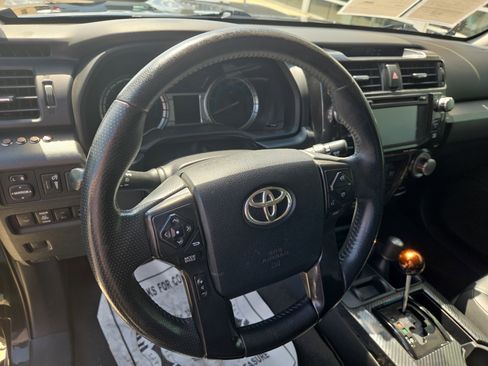 Used 2019 Toyota 4Runner TRD Off-Road Premium AWD/4WD image 16