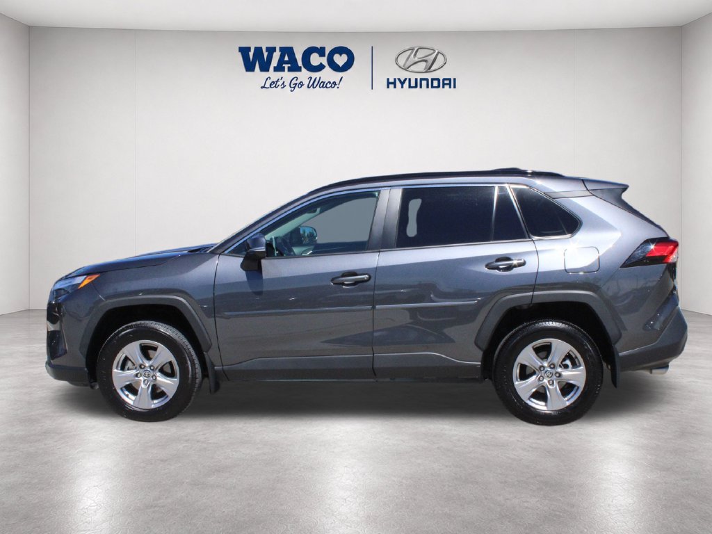 Used 2023 Toyota RAV4 XLE w/ Convenience Package FWD image 5