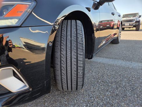 Used 2023 Audi A6 Premium image 10