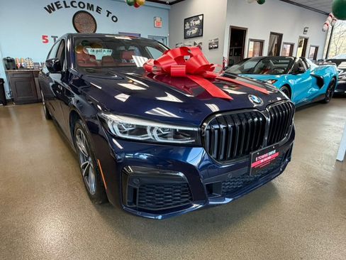 Used 2020 BMW 740i xDrive 740i xDrive Sedan w/ M Sport Package image 5
