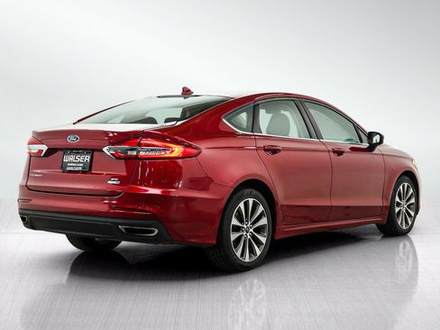 Used 2020 Ford Fusion SE AWD/4WD image 5