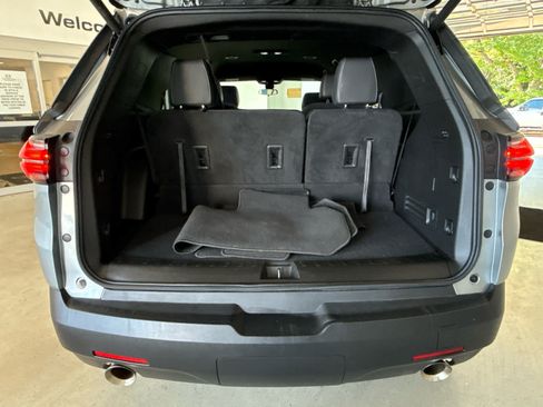 Used 2023 Chevrolet Traverse LT AWD/4WD image 20