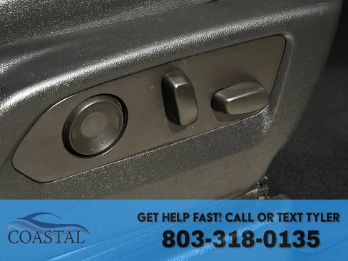 Used 2022 Chevrolet Suburban LT AWD/4WD image 30