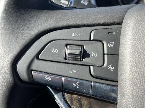 Certified 2023 Cadillac XT6 Premium Luxury image 29