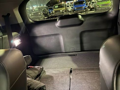 Used 2024 Ford Explorer XLT w/ Equipment Group 202A image 15