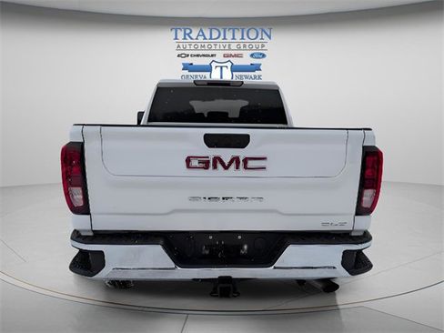 Used 2023 GMC Sierra 2500 SLE w/ SLE Value Package; image 4
