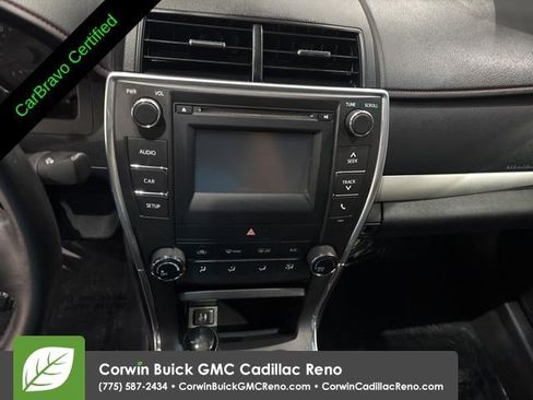 Used 2017 Toyota Camry SE w/ Four Season Floor Mat Package FWD image 15