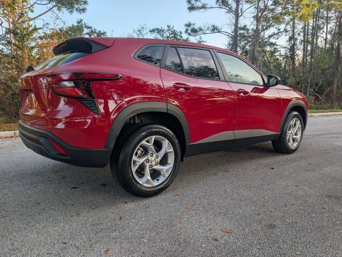 New 2026 Chevrolet Trax LS w/ LS Convenience Package image 9