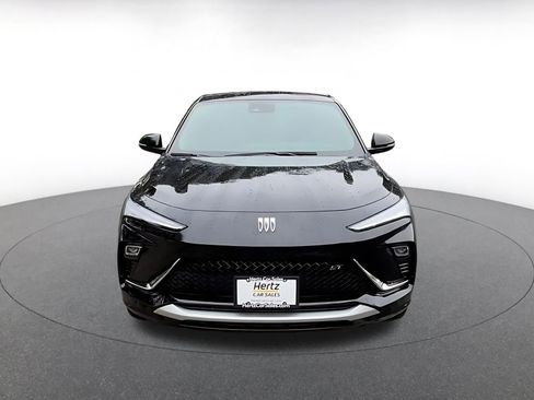 Used 2025 Buick Envista Sport Touring image 5