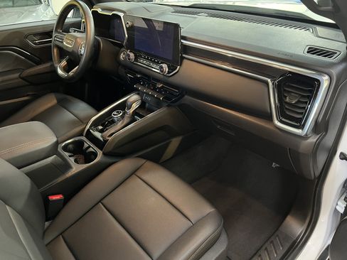 Used 2023 GMC Canyon Elevation w/ Elevation Premium Package image 15