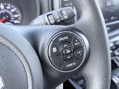 Used 2022 Kia Soul LX w/ Technology Package image 56