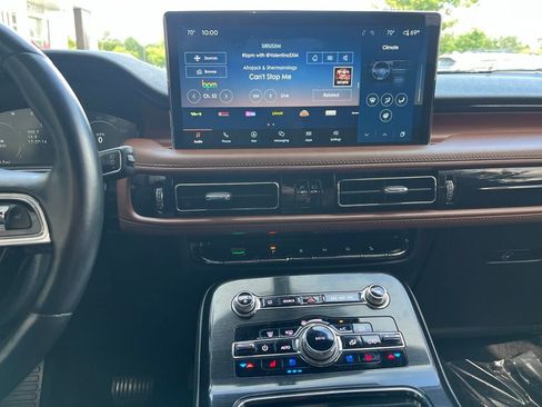 Certified 2023 Lincoln Nautilus Reserve AWD/4WD image 31