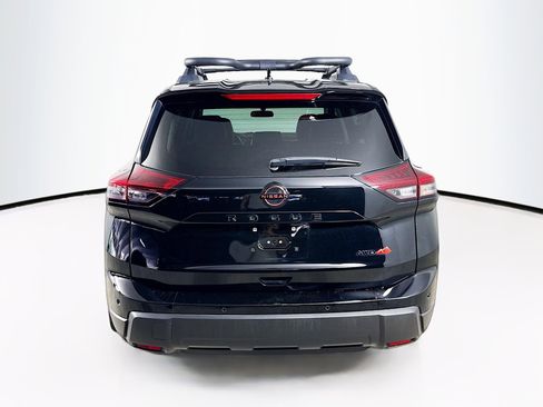 Used 2025 Nissan Rogue SV image 30