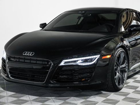 Used 2014 Audi R8 V8 image 19