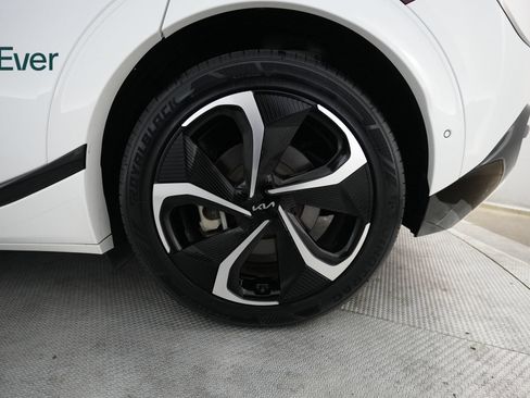 Used 2023 Kia EV6 GT-Line AWD/4WD image 9