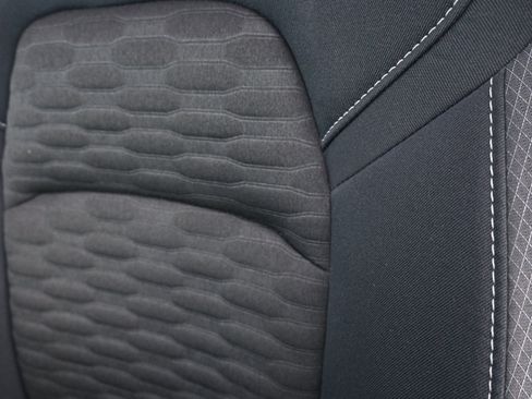 Used 2023 Nissan Pathfinder SV image 25