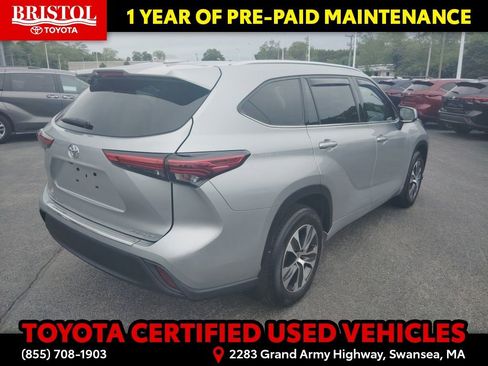 Certified 2020 Toyota Highlander XLE AWD/4WD image 7