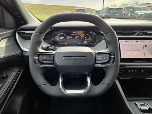 New 2026 Jeep Cherokee Laredo image 18