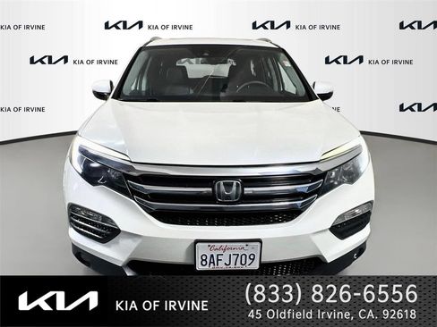 Used 2017 Honda Pilot Elite image 1