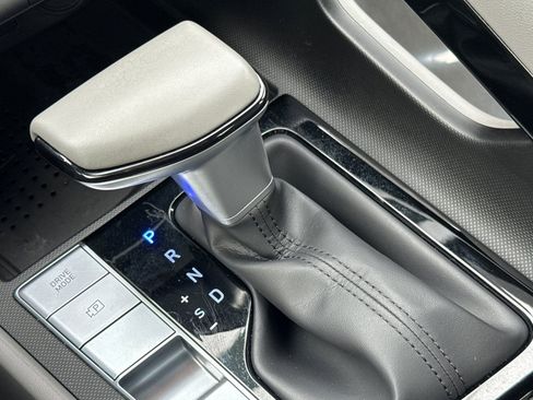 Certified 2023 Hyundai Elantra SEL w/ Convenience Package image 23