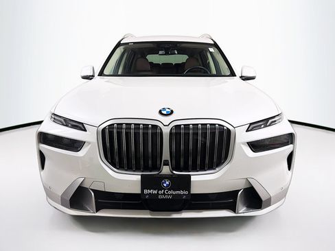 Used 2024 BMW X7 xDrive40i w/ Executive Package AWD/4WD image 2